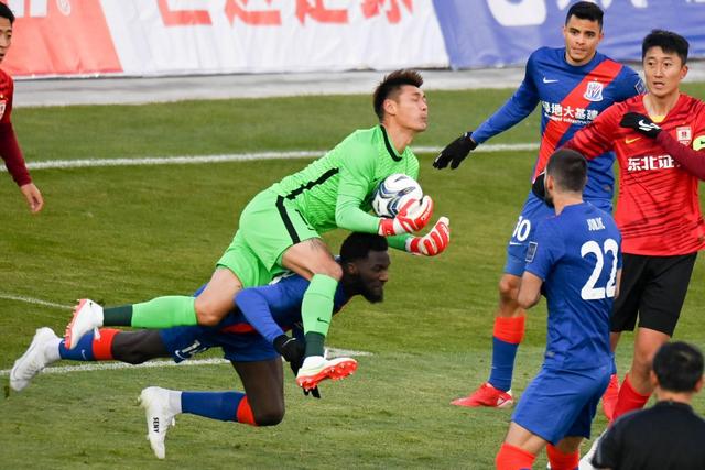 女篮世界杯：中国女篮逆转捷克锁定八强对手