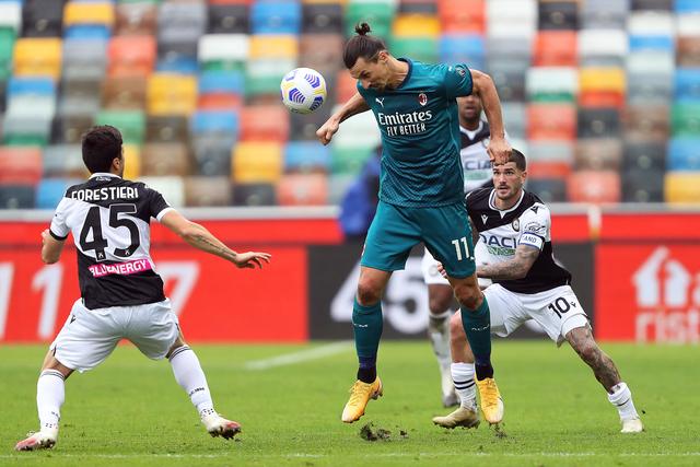 西海岸主场13轮不败 2-0击败泰山升至第三